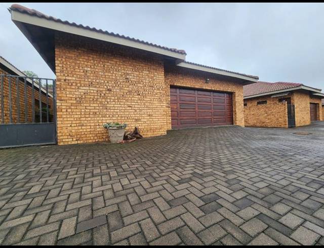 4 BEDROOM CLUSTER FOR SALE IN NEW REDRUTH